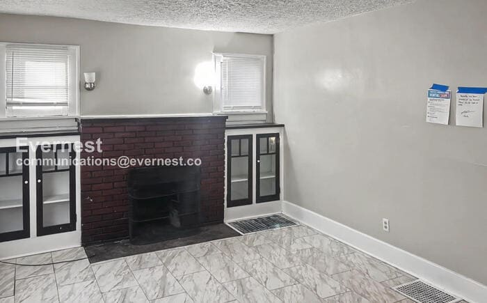 Building Photo - 1093 Georgia Ave