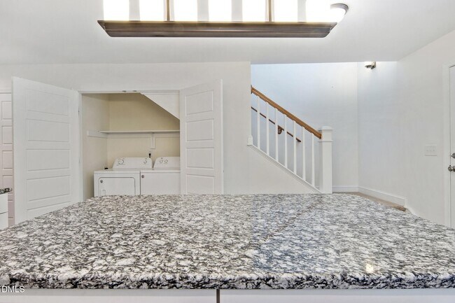 Building Photo - 116 Brickyard Ln