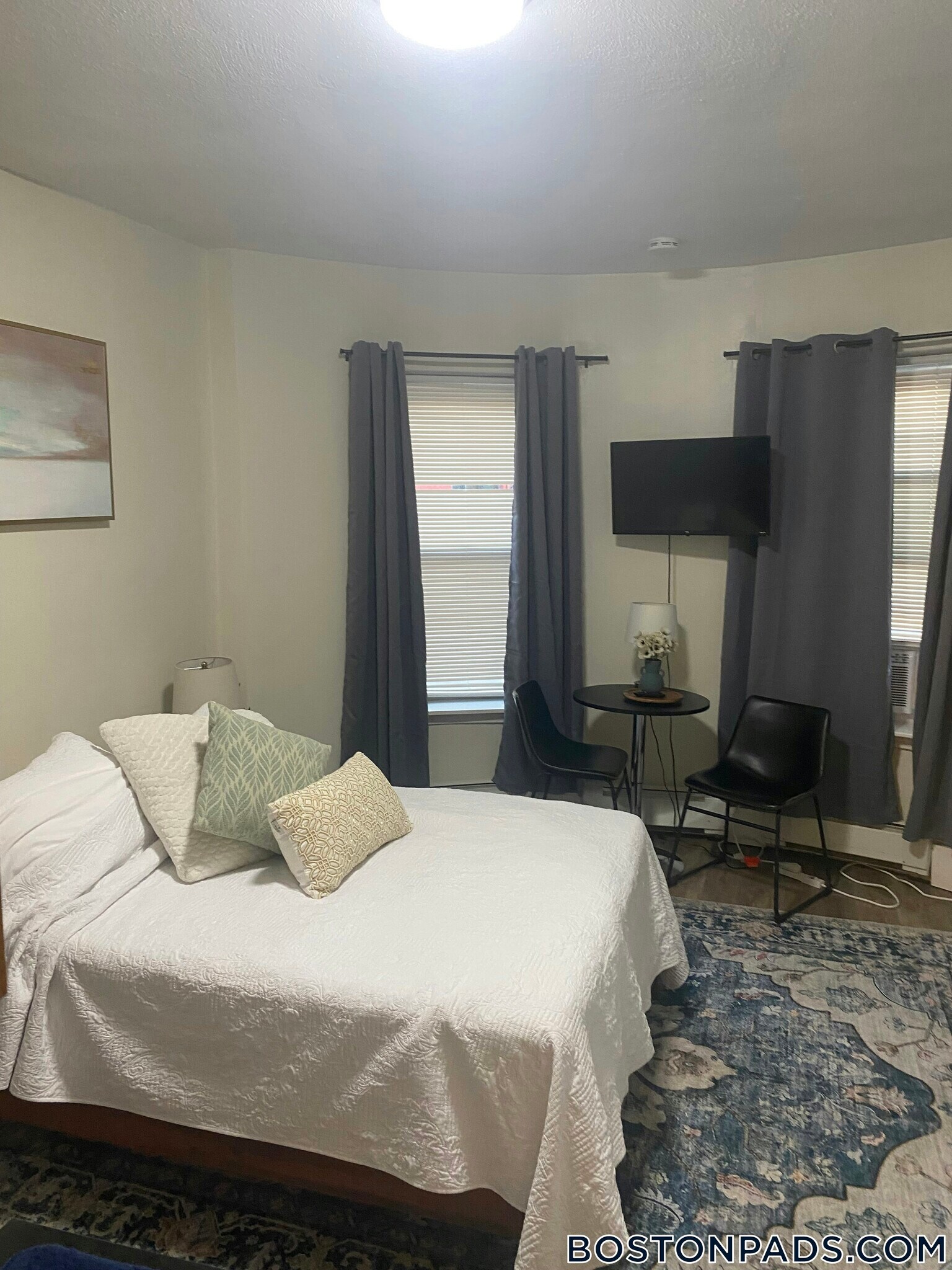 Building Photo - 10 Wait St