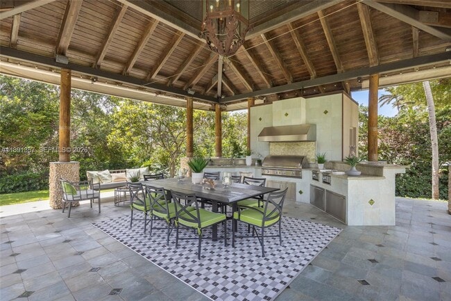 Building Photo - 14200 SW 70th Ave