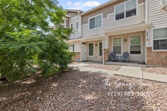 Building Photo - MODERN 2BD TOWNHOME in CLAREMONT RANCH