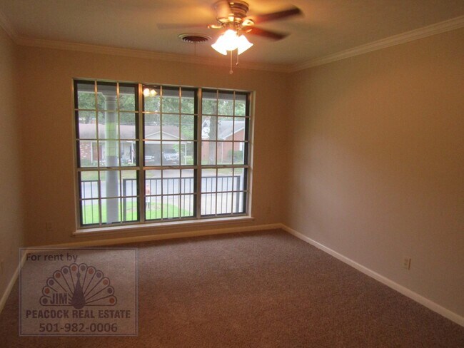 Building Photo - 509 S Longfield Ave