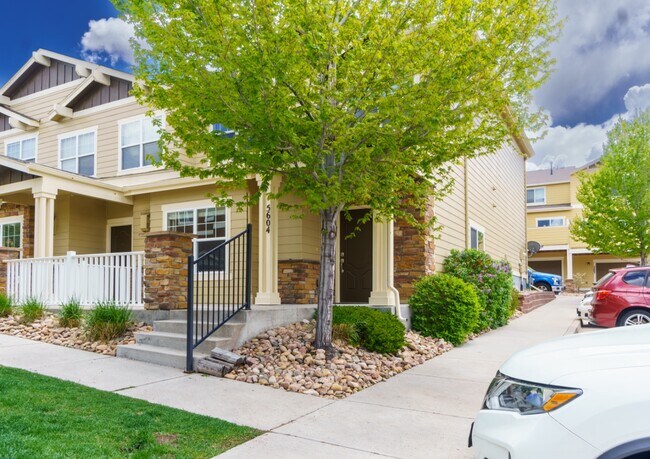 Building Photo - 5604 Saint Patrick View