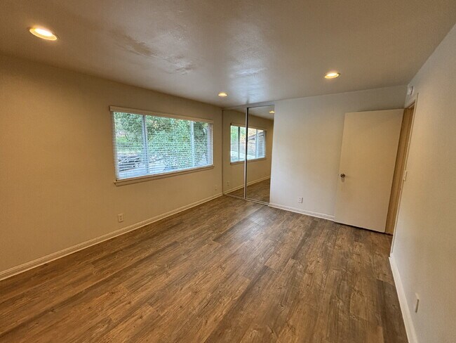 Building Photo - 3287 Marlene Dr