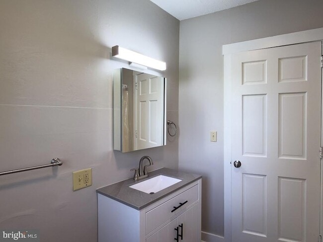 Building Photo - 127 N Prince St