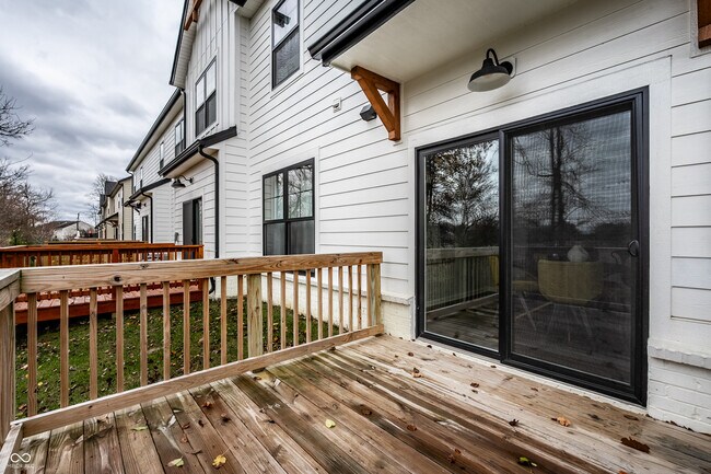 Building Photo - 17491 Fetzer Ct