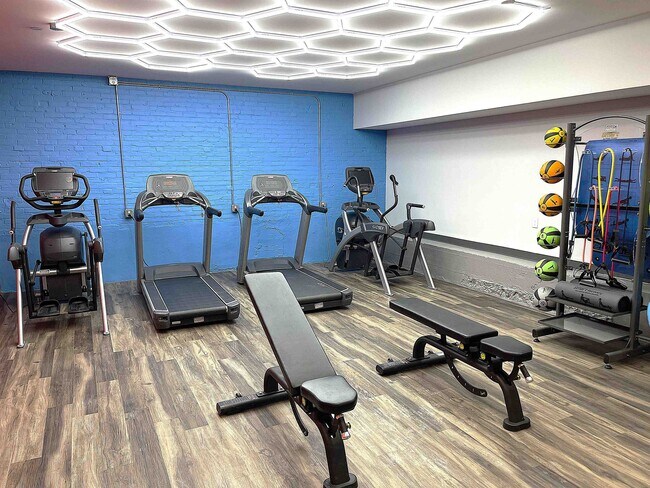 Building Photo - 25 Lowell St