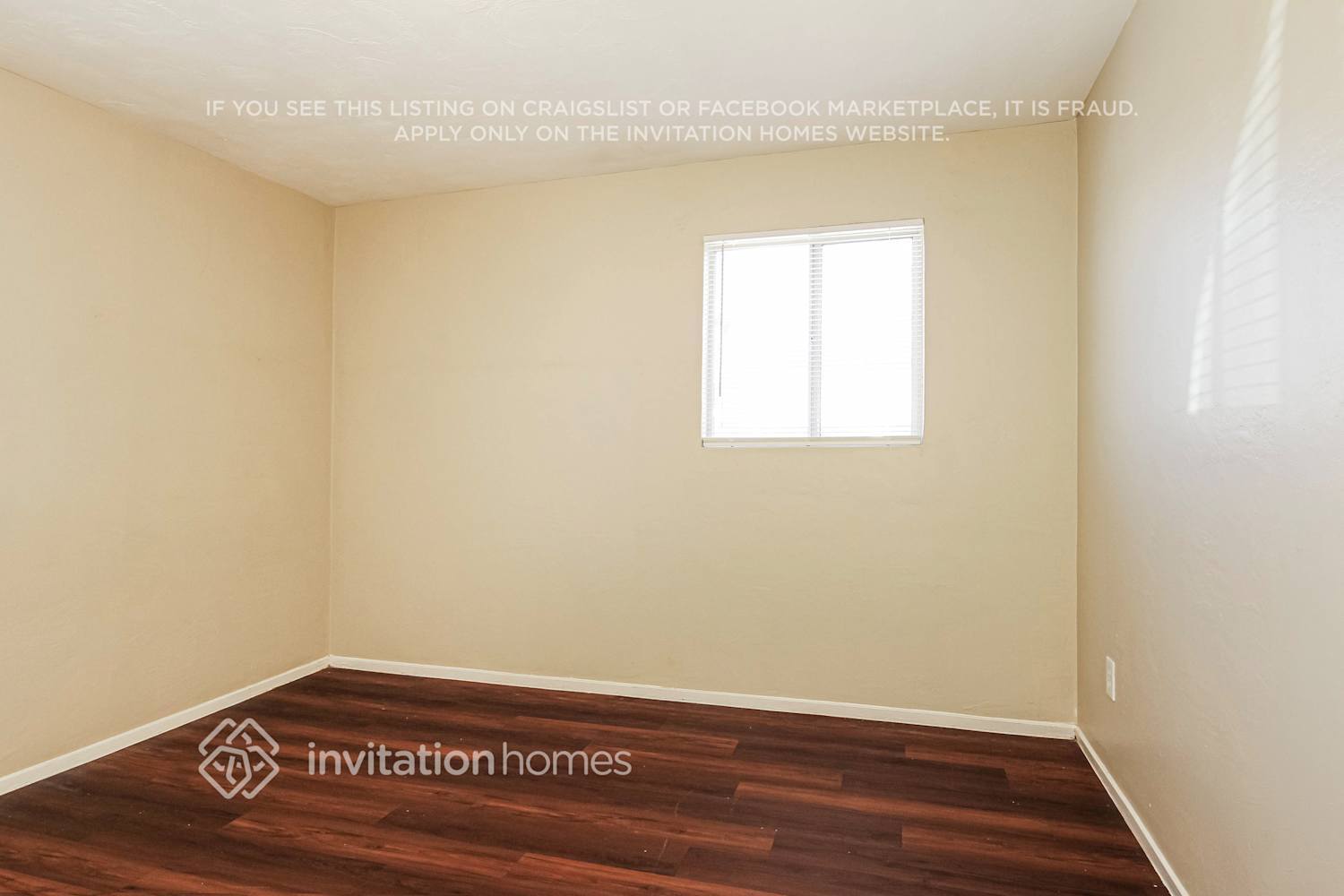 Building Photo - 2928 W San Juan Ave
