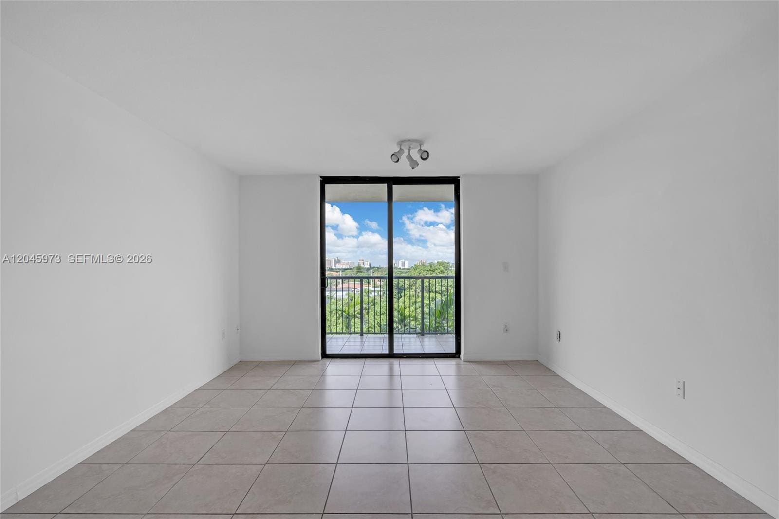 Building Photo - 1690 SW 27th Ave