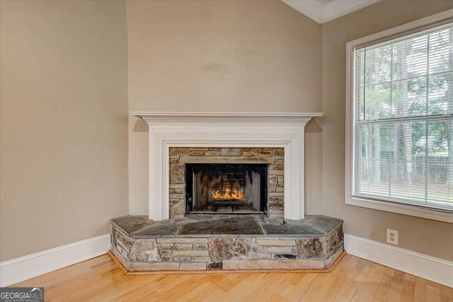 Building Photo - 25 Wisteria Cir