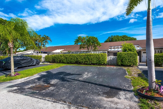 Building Photo - 1013 NW 53rd St