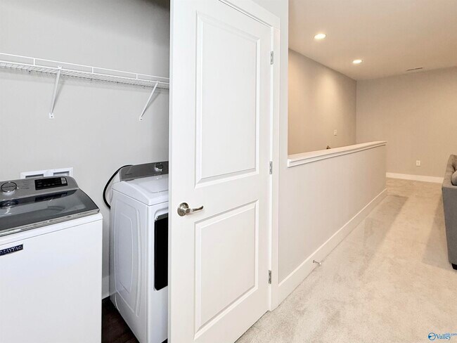 Building Photo - 190 Kearny St