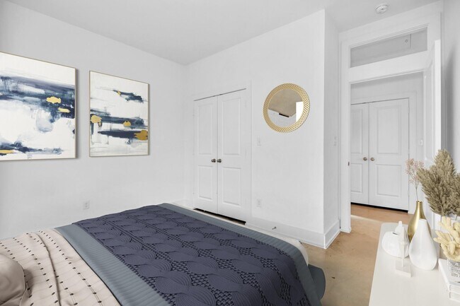 Building Photo - 603 Edgewood St