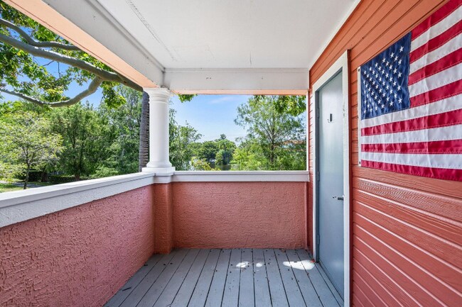 Building Photo - 1125 Crystal Way
