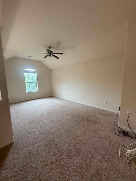 Building Photo - 19806 Amber Village Ln