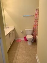 Building Photo - 165 Westhaven Dr
