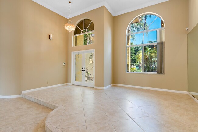 Building Photo - 6051 NW 60th Ave