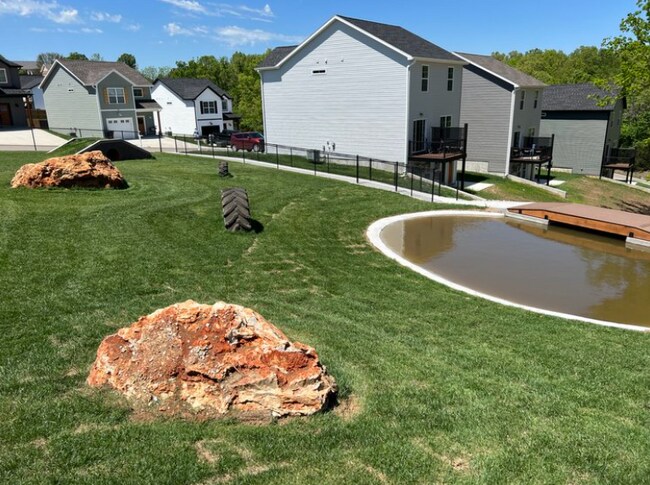 Building Photo - 133 Pinnacle Dr