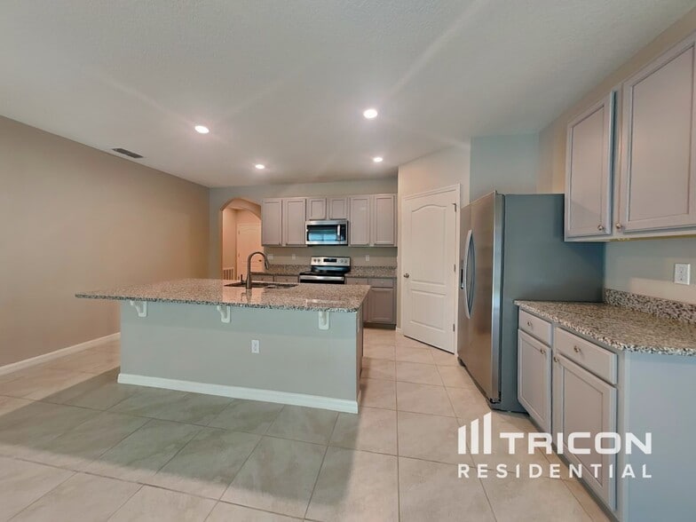 Building Photo - 3669 Crimson Clover Dr