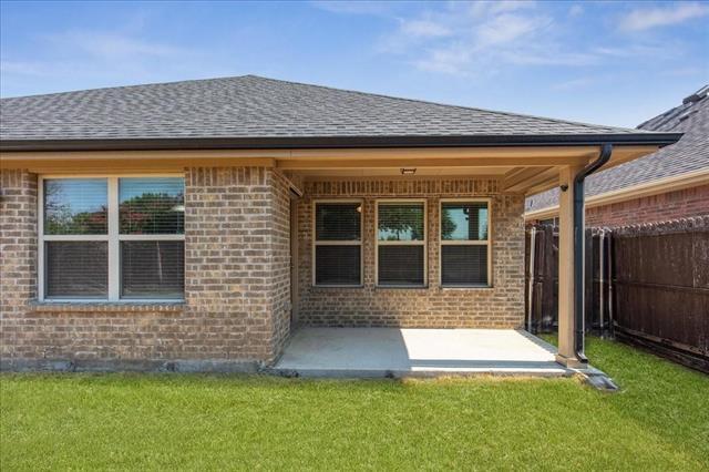 Building Photo - 1306 Lasso Dr