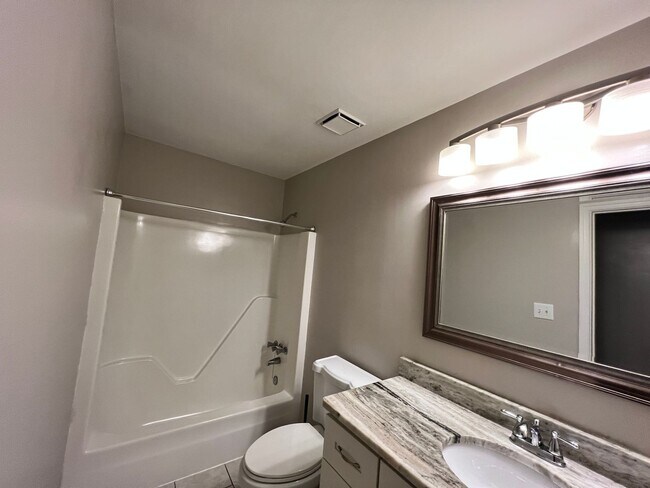 Building Photo - Four bedroom home in Norfolk - Beautiful Backyard