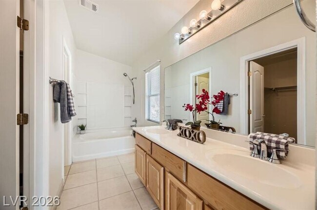 Building Photo - 6713 Lookout Lodge Ln