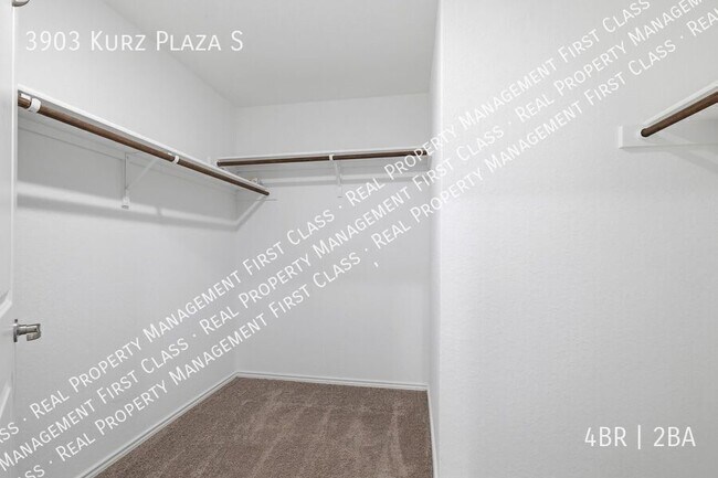 Building Photo - 3903 Kurz Plz S