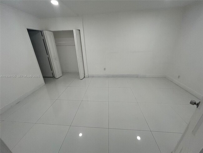 Building Photo - 551 NW 41st St