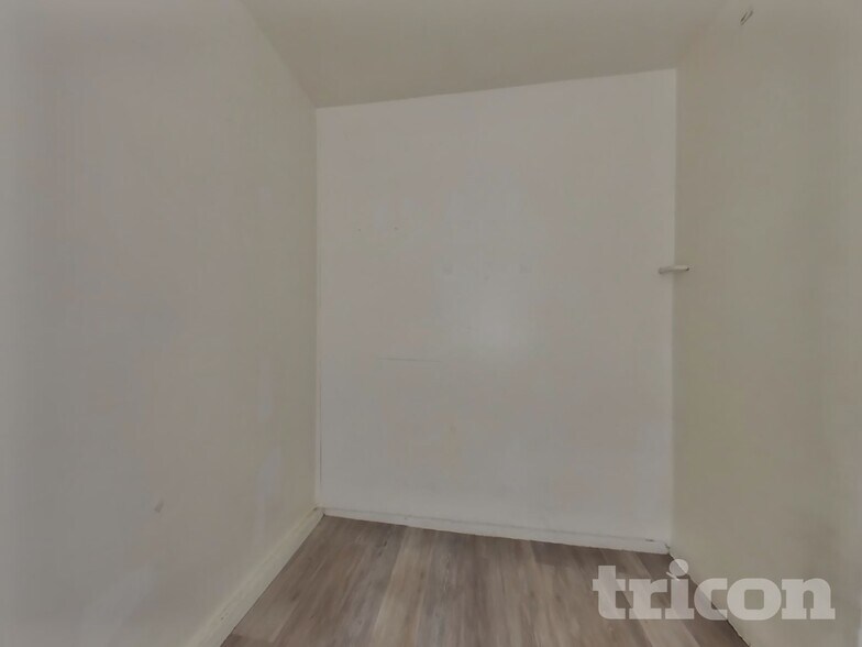 Building Photo - 14806 Rosemary Dr