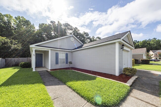 Building Photo - 3 Bedroom 2 Bath Home in Scotts Mill - Summerville