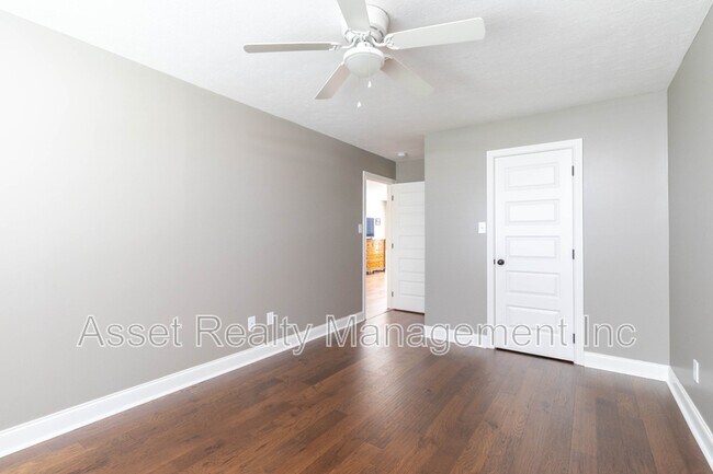 Building Photo - 1416 Madison Oaks Rd