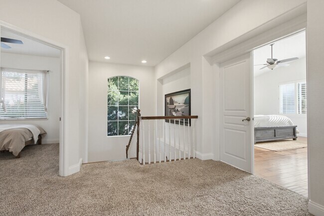 Building Photo - 1317 Gull Ct