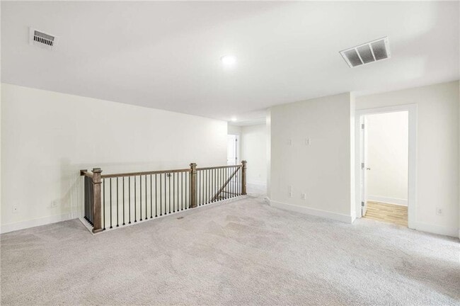 Building Photo - 7673 Squire Ct