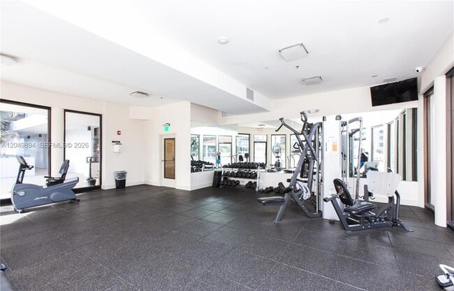 Building Photo - 20515 E Country Club Dr