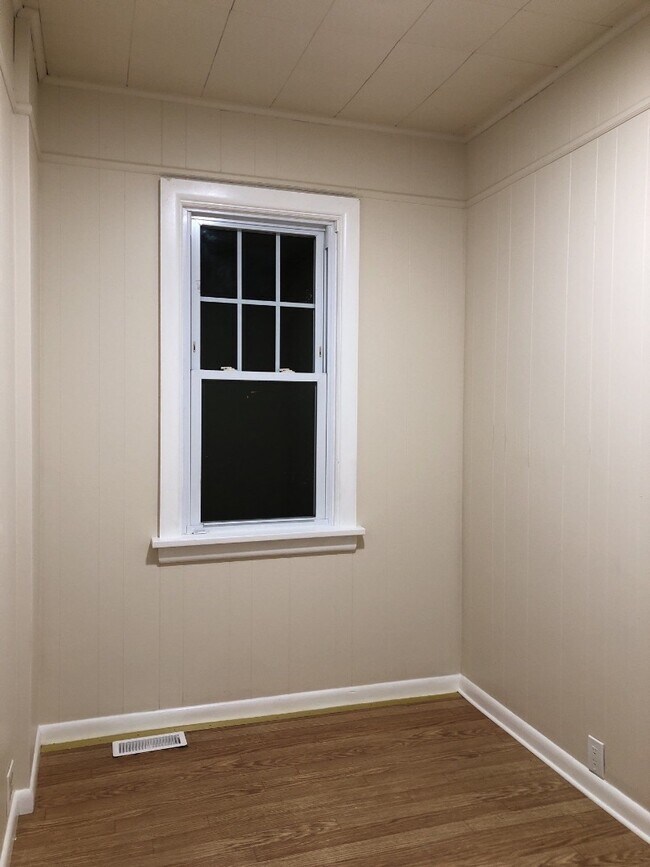 Building Photo - 1327 White Horse Pike