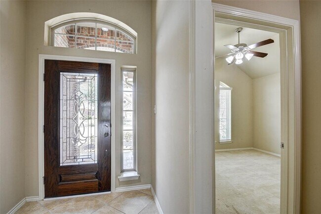 Building Photo - 26303 Crystal Cove Ln