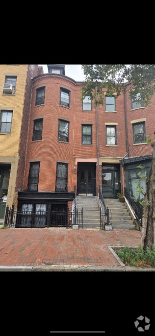 Building Photo - 767 Tremont St