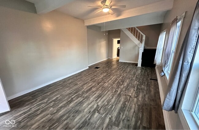 Building Photo - 110 N Grant Ave