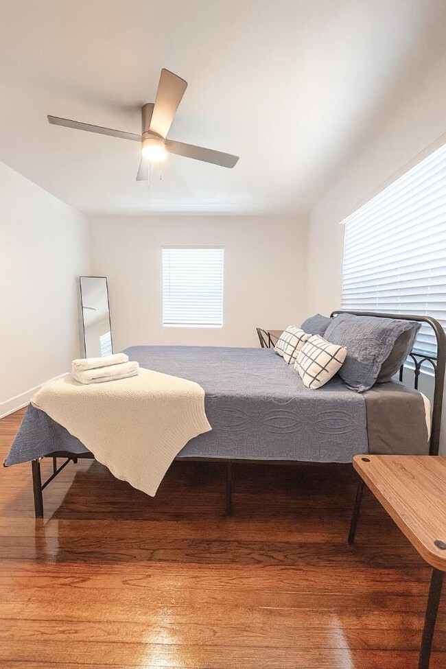 Building Photo - 2205 12th St NW