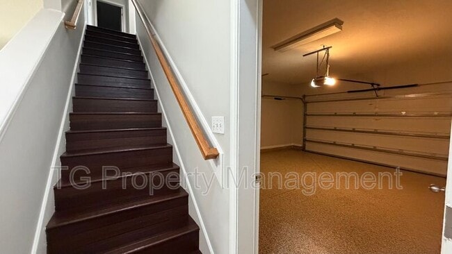 Building Photo - 12192 Endersleigh Ct