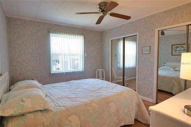 Building Photo - 402 Chiquita