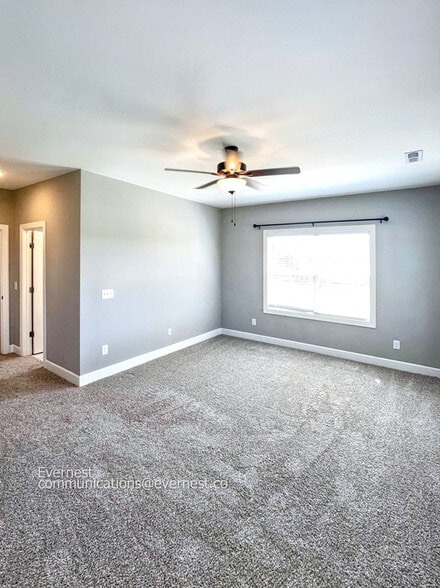 Building Photo - 504 Whitstable Alley