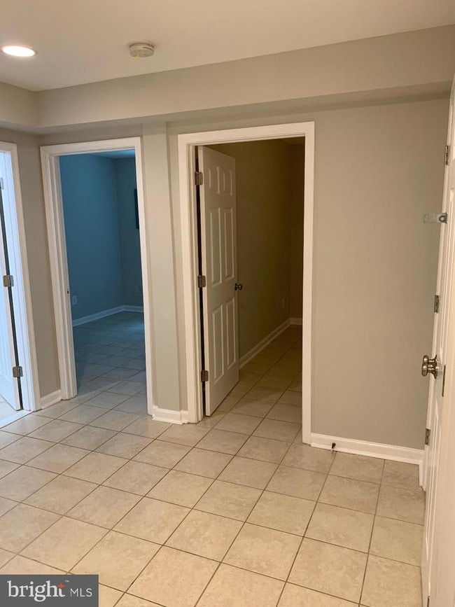 Building Photo - 12603 English Orchard Ct