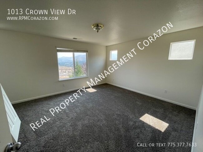 Building Photo - 1013 Crown View Dr