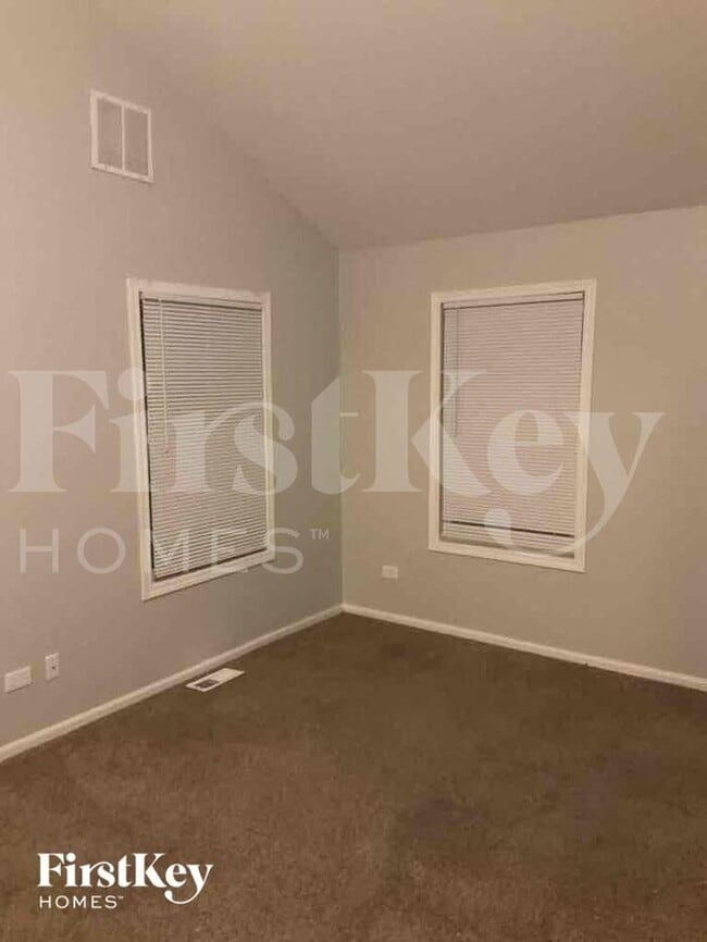 Building Photo - 14503 Waverly Ave