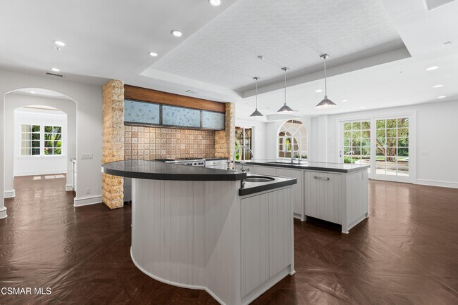 Building Photo - 1101 Oak Mirage Pl