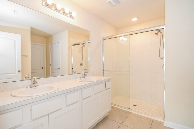Building Photo - 86269 Express Ct