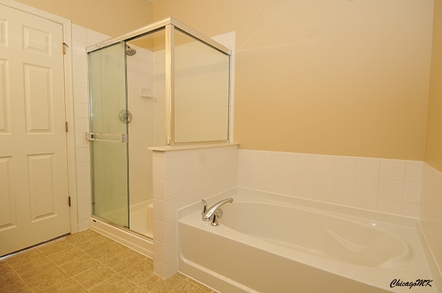 Building Photo - 2245 Aurora Dr