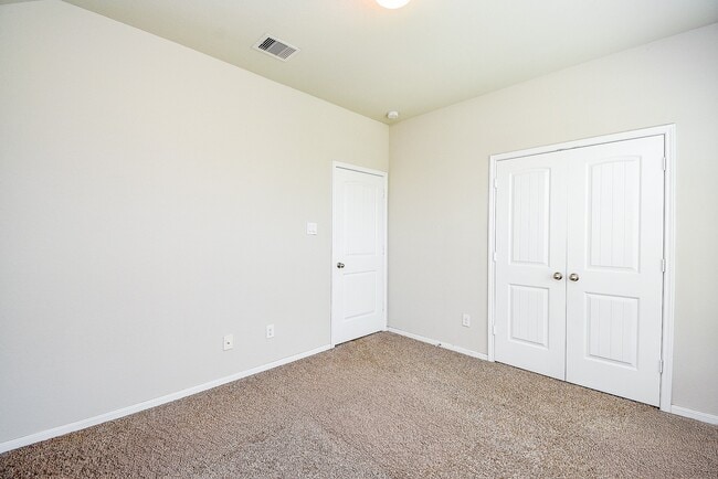 Building Photo - 13906 Manobrook Ct