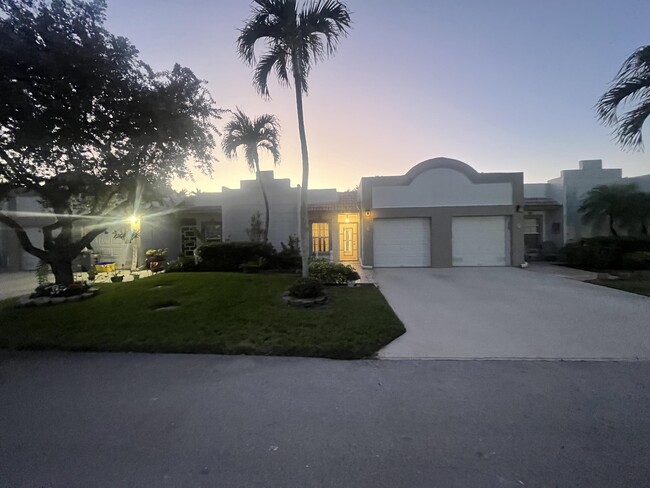 Building Photo - 18801 Jolson Ave